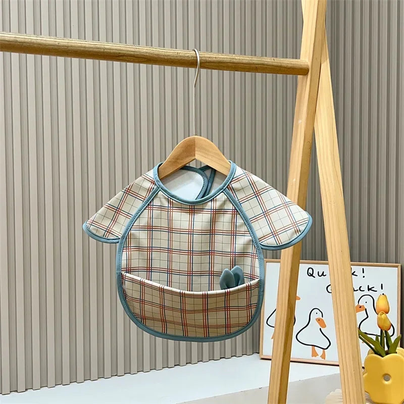Waterproof Baby Bibs Cartoon Unisex Newborn Feeding Aprons