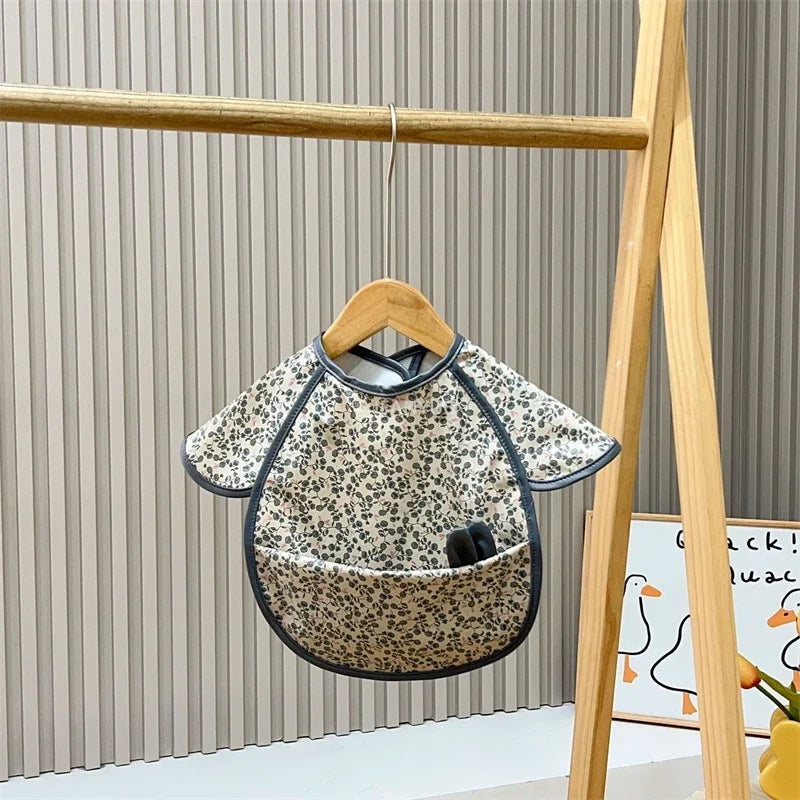 Waterproof Baby Bibs Cartoon Unisex Newborn Feeding Aprons